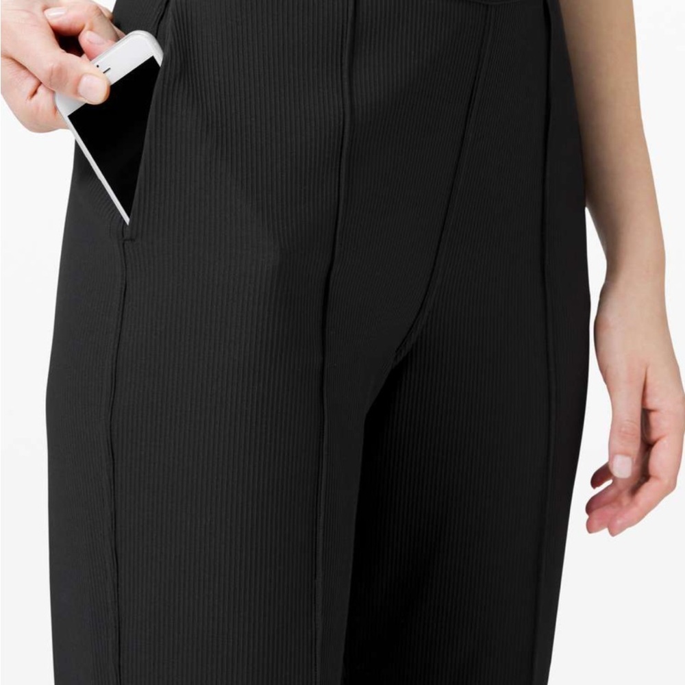 7. Lululemon $118 Urban Strides Super High-Rise Pant 25"Black 4 - Picture 5 of 6